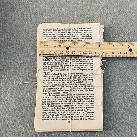 Vintage Paper 50-Page Bundle from Vintage copy of “Gone With the Wind” - Picture 3 of 5